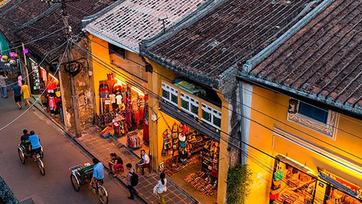 Da Nang - Marble Mountains - Son Tra Peninsula - Hoi An Ancient Town